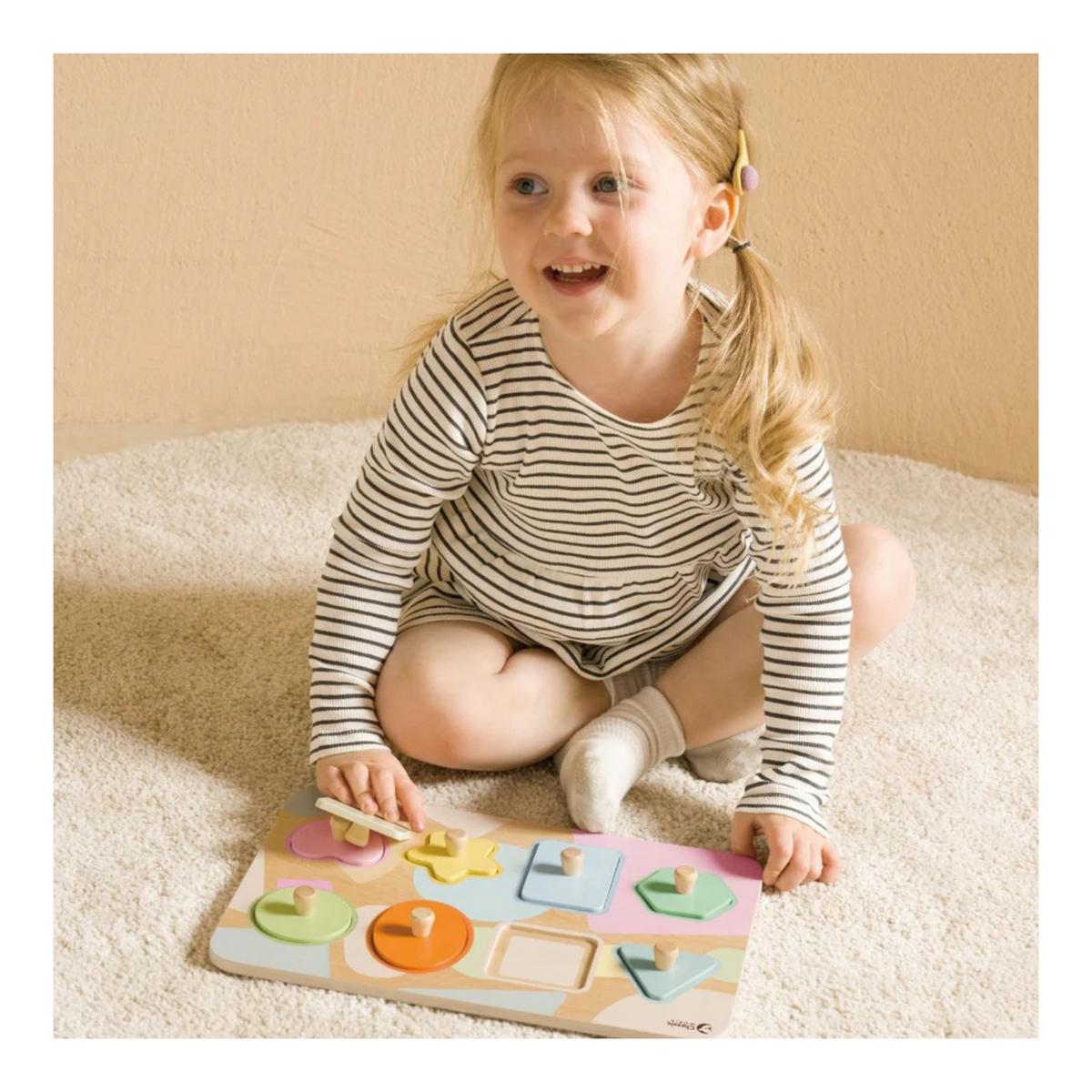 8 Shapes Geometry knob puzzle wooden - Classic World
