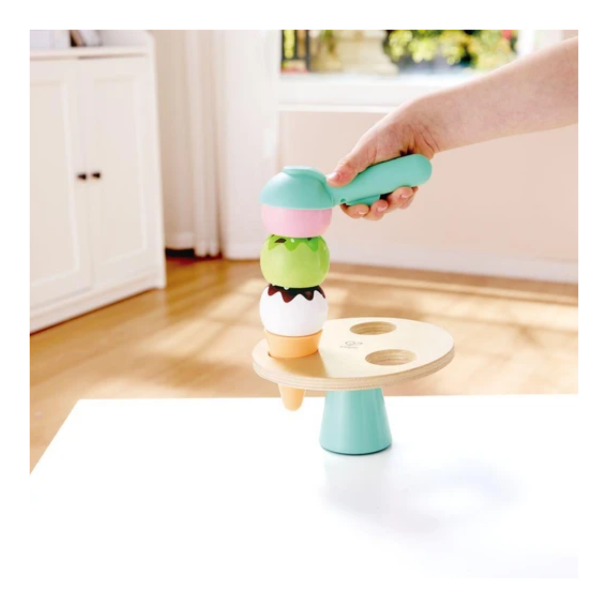 Hape Scoop &amp; Serve Ice Cream Set