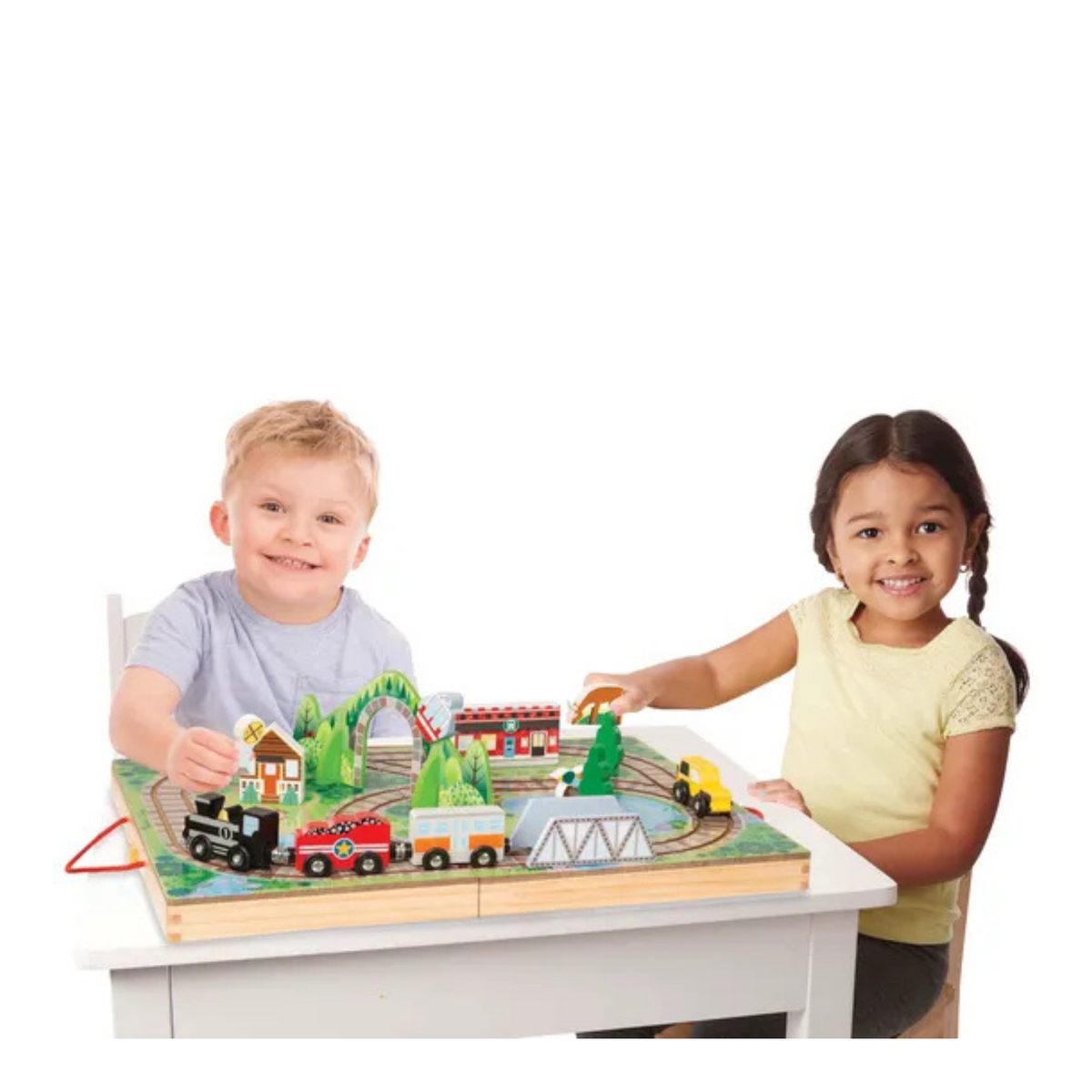 Melissa &amp; Doug - Take-Along Tabletop A Railroad